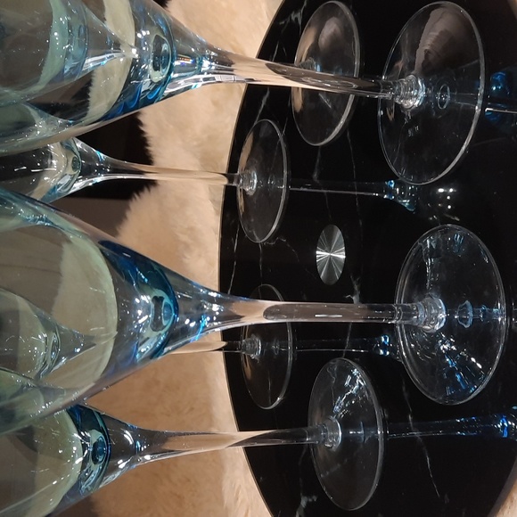 set of 6 blue azure wine glasses - Picture 4 of 6